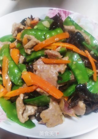 猪肉木耳炒雪豆的做法步骤：9
