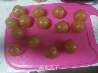 莲蓉蛋黄月饼的做法步骤：11