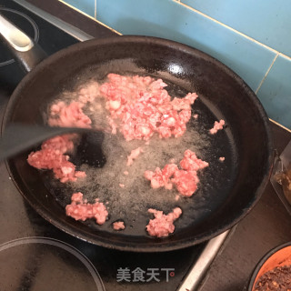 青椒豇豆炒肉沫的做法步骤：3