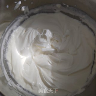 榴莲芒果班戟千层盒子蛋糕的做法步骤：4