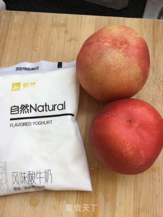 蜜桃风味酸奶的做法步骤：2