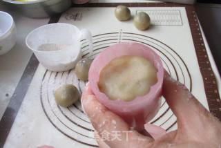 无糖豆沙月饼的做法步骤：5