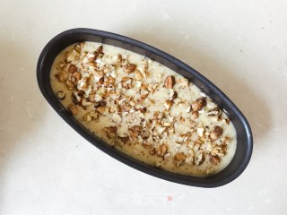1分钟快手营养早餐：香蕉核桃榛子蛋糕的做法步骤：5