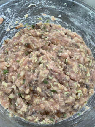 生煎包的做法步骤：4