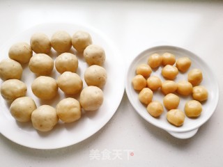 广式莲蓉蛋黄月饼的做法步骤：8