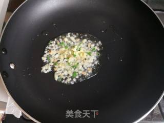 花团锦簇（茄酱虾仁）的做法步骤：6