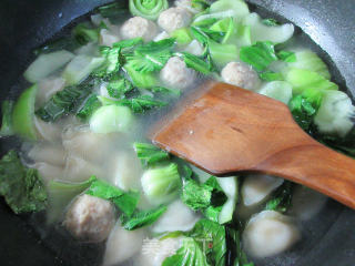 肉丸子青菜迷迷饺的做法步骤：7