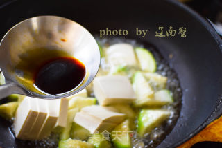 丝瓜烧豆腐的做法步骤：7