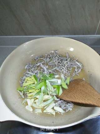 里脊炒藕丝的做法步骤：9