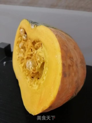 南瓜馒头的做法步骤：1