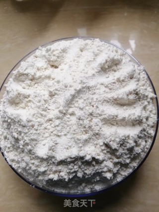 火龙果馒头的做法步骤：2