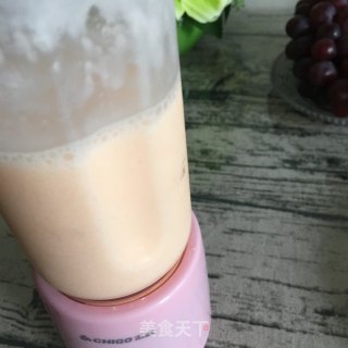 哈密瓜风味酸奶的做法步骤：7