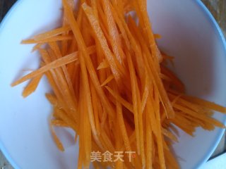 凉拌海带丝的做法步骤：1