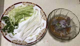 鲜虾菜丝面的做法步骤：1