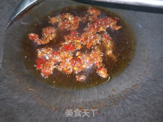鱼腥草爆牛肉的做法步骤：3