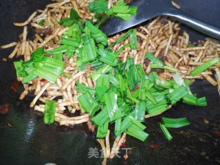 鱼腥草爆牛肉的做法步骤：6