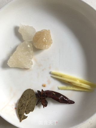 卤肉饭的做法步骤：2