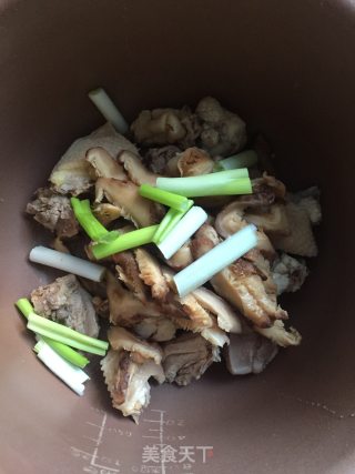 清炖鸡汤的做法步骤：4