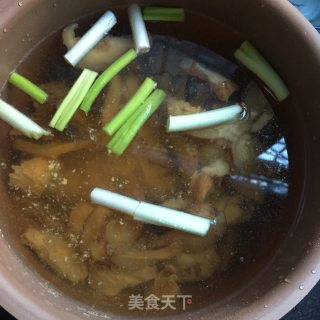 清炖鸡汤的做法步骤：7