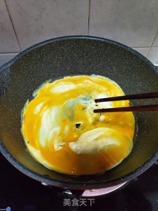 韭菜炒鸡蛋的做法步骤：3