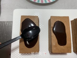 巧克力淋面蛋糕的做法步骤：24