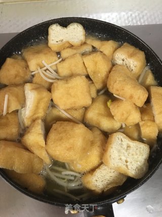 豆芽豆腐果牛肉汤的做法步骤：2