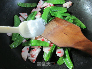 虾味球炒荷兰豆的做法步骤：6