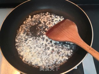 蒜香丝瓜的做法步骤：8