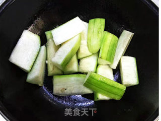 胖瓜炒圣子的做法步骤：4