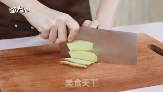 金黄酸汤肥牛的做法步骤：4