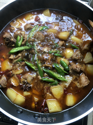 土豆焖排骨的做法步骤：15