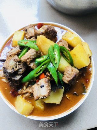 土豆焖排骨的做法步骤：16