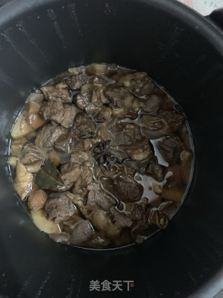 电饭煲版小锅炖牛肉的做法步骤：5