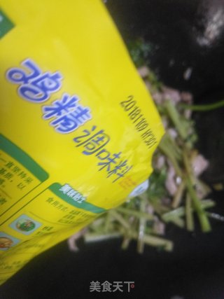 芹菜炒肉丝的做法步骤：14