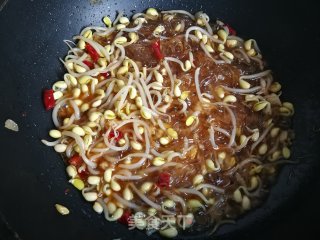 黄豆芽炒水晶粉的做法步骤：9