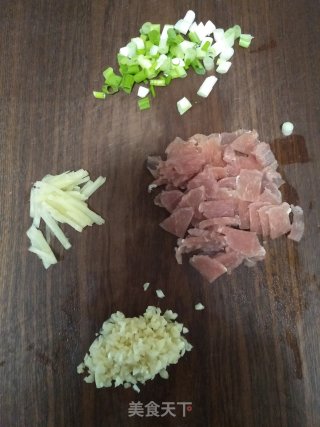 老式家常烧豆腐的做法步骤：2
