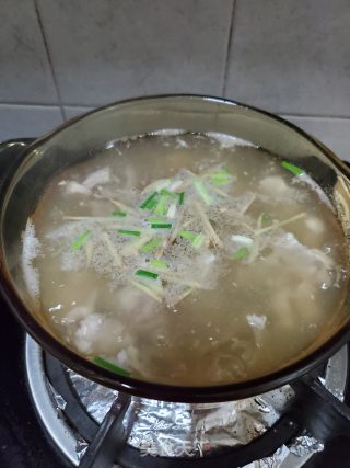 猪杂汤的做法步骤：5