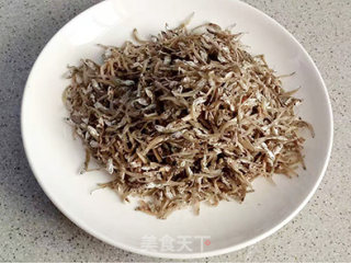 小鱼辣椒的做法步骤：1