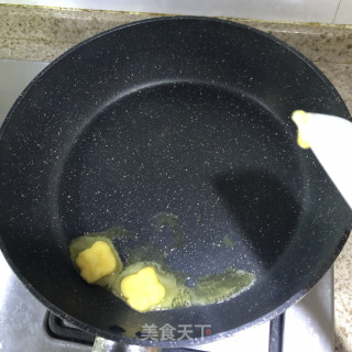 苹果派的做法步骤：1