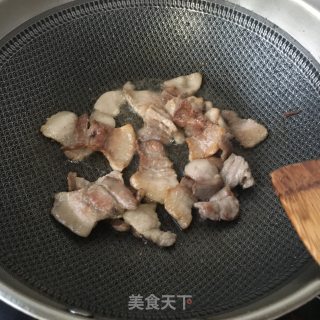 花肉炒韩式辣白菜的做法步骤：7