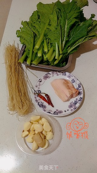 小白菜炖粉条的做法步骤：1