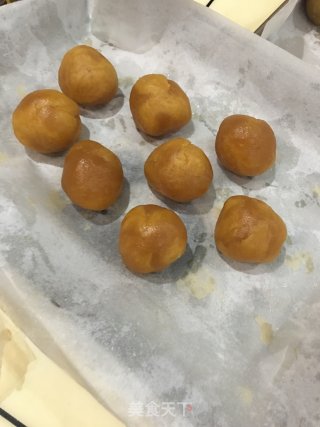 菠萝水果味月饼的做法步骤：4