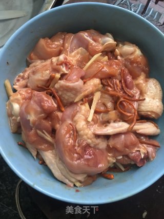 虫草花蒸鸡的做法步骤：6