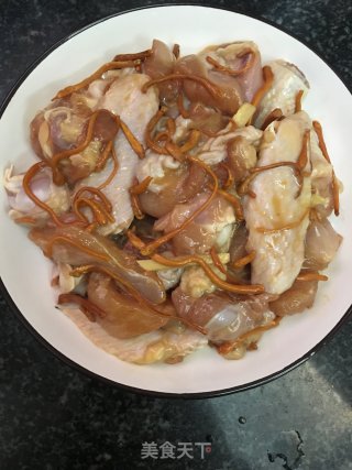 虫草花蒸鸡的做法步骤：7