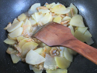 榨菜丝炒土豆的做法步骤：5