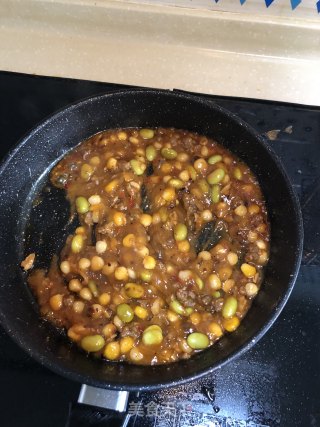 茄盅牛肉青豆玉米碎的做法步骤：6