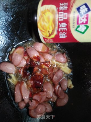 牛肉肠炒韭菜花的做法步骤：6