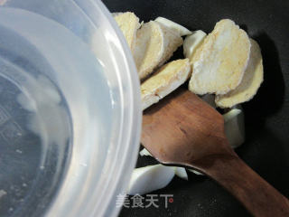 茭白烧鲜素鸡的做法步骤：7