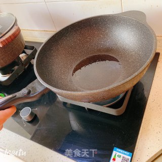 黄焖鸡米饭的做法步骤：4