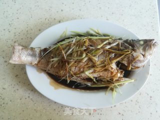 清蒸鲈鱼的做法步骤：4